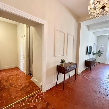 Casamea - T3, 150m Plage, Clim, Centre Historique Appartement *